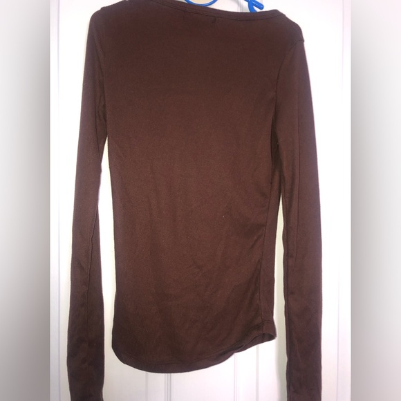 Brown V-Neck Long-sleeve With Buttons - Picture 2 of 4